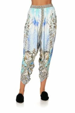 GATHERED WRAP FRONT TROUSER GATSBYS GIRL 10 GATHERED WRAP FRONT TROUSER GATSBYS GIRL -clothing shop CAMILLA 00011321 CURVED HEM LOUNGE SHORT GATSBYS GIRL 4