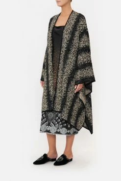 THROW OVER ORDER OF DISORDER -clothing shop CAMILLA 00015628 THROW OVER ORDER OF DISORDER 2