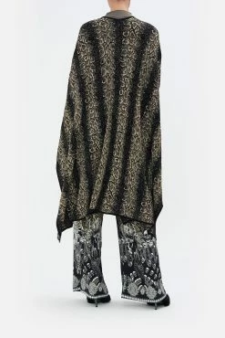 THROW OVER ORDER OF DISORDER -clothing shop CAMILLA 00015628 THROW OVER ORDER OF DISORDER MODEST 2