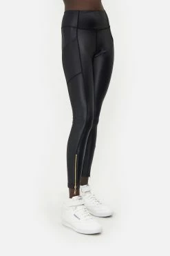 ACTIVE LEGGING WITH FRONT HEM ZIP SHES GOT GRACE 10 ACTIVE LEGGING WITH FRONT HEM ZIP SHES GOT GRACE -clothing shop CAMILLA 00015948 LEGGING WITH POCKET SHES GOT GRACE 4