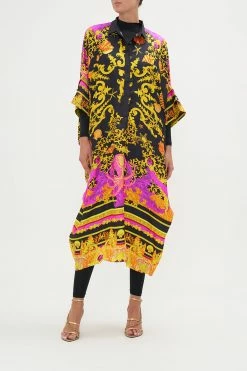 BATWING KAFTAN OCTOPIA 14 BATWING KAFTAN OCTOPIA -clothing shop CAMILLA 00016801 BATWING KAFTAN OCTOPIA MODEST 1
