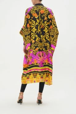 BATWING KAFTAN OCTOPIA 15 BATWING KAFTAN OCTOPIA -clothing shop CAMILLA 00016801 BATWING KAFTAN OCTOPIA MODEST 2