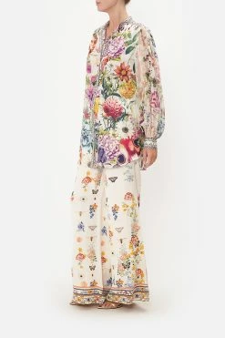 BLOUSON SLEEVE BLOUSE WITH YOKE QUEENS BEE HIVE -clothing shop CAMILLA 00017136 BLOUSON SLEEVE BLOUSE WITH YOKE QUEENS BEE HIVE 2