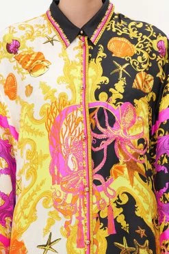 OVERSIZED SHIRT SQUID SQUAD 13 OVERSIZED SHIRT SQUID SQUAD -clothing shop CAMILLA 00017368 OVERSIZED SHIRT SQUID SQUAD 5