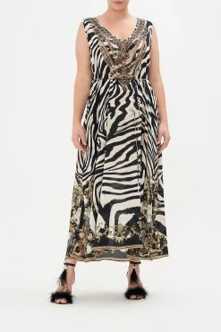 V NECK RACERBACK DRESS EARN YOUR STRIPES -clothing shop CAMILLA 00017434 VNECKRACERBACKDRESS EARNYOURSTRIPES MTL 1