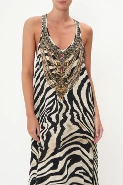 V NECK RACERBACK DRESS EARN YOUR STRIPES -clothing shop CAMILLA 00017434 V NECK RACERBACK DRESS EARN YOUR STRIPES 4