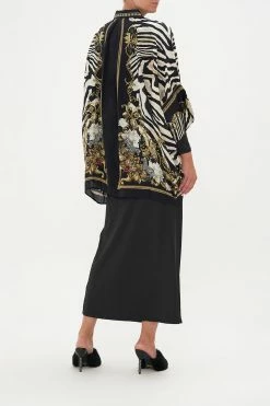 BATWING SHIRT EARN YOUR STRIPES -clothing shop CAMILLA 00017518 BATWING SHIRT EARN YOUR STRIPES MODEST 1