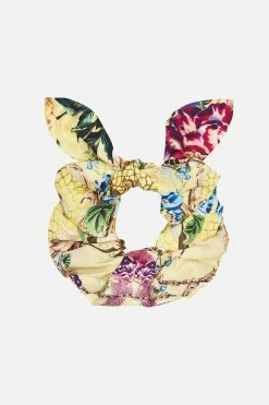 SCRUNCHIE BIRDS AND THE BEES