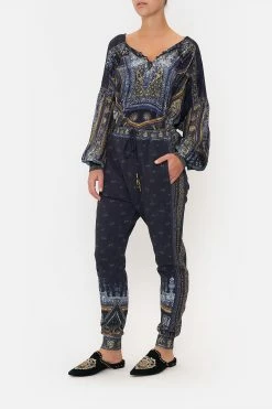 SIDE PANEL TRACKPANT FOREVER FAMILY 9 SIDE PANEL TRACKPANT FOREVER FAMILY -clothing shop CAMILLA 00018228 SIDE PANEL TRACKPANT FOREVER FAMILY 2