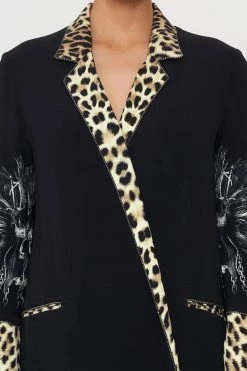 CUFFED SIDE SPLIT COAT ORDER OF DISORDER 13 CUFFED SIDE SPLIT COAT ORDER OF DISORDER -clothing shop CAMILLA 00018387 CUFFED SIDE SPLIT COAT ORDER OF DISORDE 5