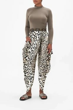 DRAPED SIDE PANT COOL FOR CATS -clothing shop CAMILLA 00018835 DRAPED SIDE PANT COOL FOR CATS 1 e70ac38c a7f1 400a 832b 2f7b7d8a8be1