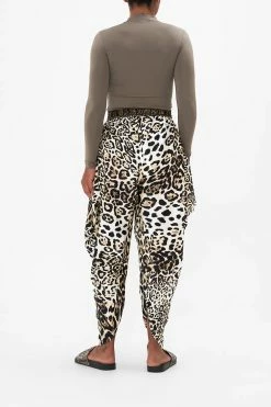 DRAPED SIDE PANT COOL FOR CATS -clothing shop CAMILLA 00018835 DRAPED SIDE PANT COOL FOR CATS 2 9314f01e 65ed 464e 83ec b0f5b98e61e3