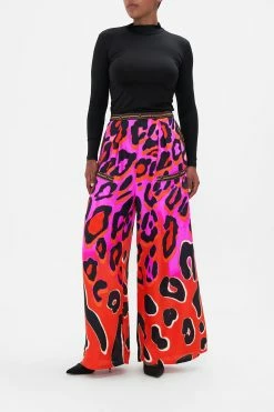 WIDE LEG TROUSER WITH FRONT POCKETS ALWAYS CHANGE YOUR SPOTS -clothing shop CAMILLA 00019037 WIDE LEG TROUSER WITH FRONT POCKETS ALWAYS CHANGE YOUR SPOTS 1 8cf64475 df00 49f1 9482 e226030fed3a