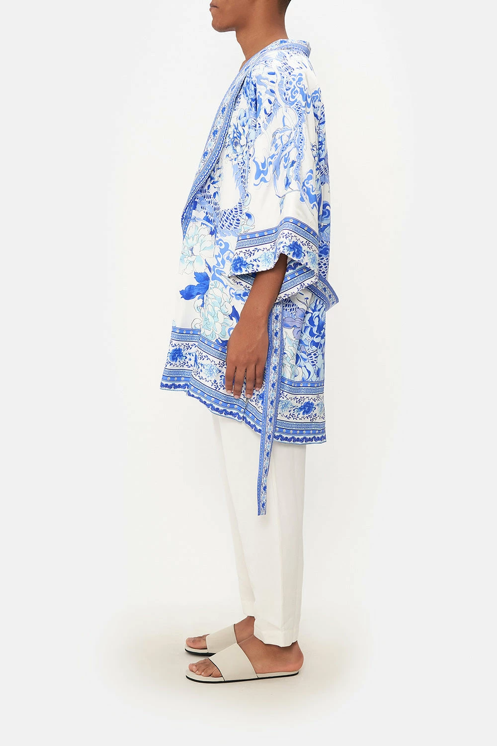 REVERSIBLE MID LENGTH ROBE HEART OF A DRAGON - Image 4