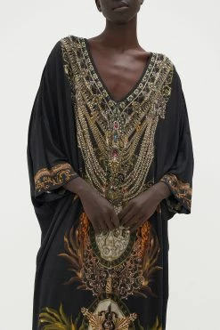 V NECK BATWING KAFTAN THE QUEENS KING -clothing shop CAMILLA 00019740 V NECK BATWING KAFTAN THE QUEENS KING 4