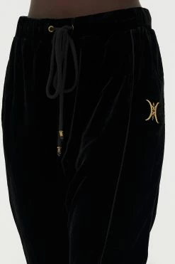 VELVET DROP CROTCH PANT THE QUEENS KING 13 VELVET DROP CROTCH PANT THE QUEENS KING -clothing shop CAMILLA 00019742 VELVET DROP CROTCH PANT THE QUEENS KING 5