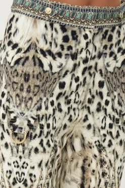 FLARE WITH D-RING DETAIL SNOW WHISPERS 13 FLARE WITH D-RING DETAIL SNOW WHISPERS -clothing shop CAMILLA 00019869 FLARE WITH D RING DETAIL SNOW WHISPERS 5