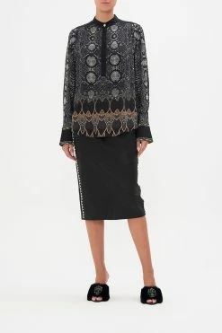 PLACKET BLOUSE WILD HORSES