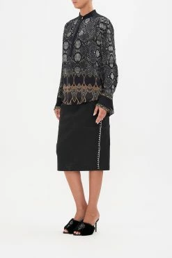 PLACKET BLOUSE WILD HORSES 11 PLACKET BLOUSE WILD HORSES -clothing shop CAMILLA 00019948 PLACKET BLOUSE WILD HORSES 2