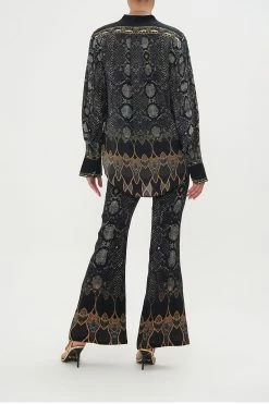 PLACKET BLOUSE WILD HORSES 15 PLACKET BLOUSE WILD HORSES -clothing shop CAMILLA 00019948 PLACKET BLOUSE WILD HORSES MODEST 2