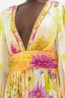 LONG DRESS WITH BLOUSON SLEEVE HOW DOES YOUR GARDEN GROW 11 LONG DRESS WITH BLOUSON SLEEVE HOW DOES YOUR GARDEN GROW -clothing shop CAMILLA 00020385 LONG DRESS WITH BLOUSON SLEEVE HOW DOES YOUR GARDEN GROW 5