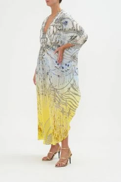GATHERED WAIST KAFTAN MOON AND BACK -clothing shop CAMILLA 00020414 GATHERED WAIST KAFTAN MOON AND BACK 2