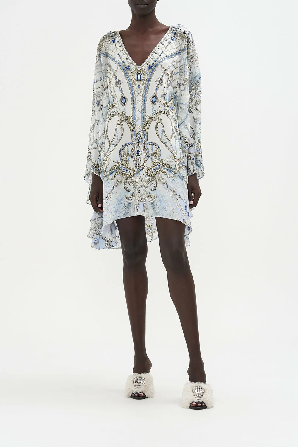 RAGLAN SLEEVE FLARED KAFTAN MOON AND BACK 1 RAGLAN SLEEVE FLARED KAFTAN MOON AND BACK