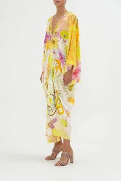 T SHAPE LONG KAFTAN HOW DOES YOUR GARDEN GROW 9 T SHAPE LONG KAFTAN HOW DOES YOUR GARDEN GROW -clothing shop CAMILLA 00020438 T SHAPE LONG KAFTAN HOW DOES YOUR GARDEN GROW 2