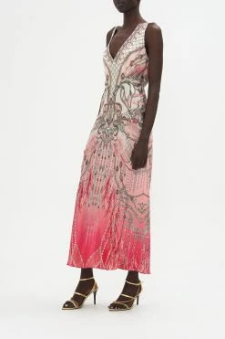 V-NECK SLIP DRESS STARSHIP SISTAS 9 V-NECK SLIP DRESS STARSHIP SISTAS -clothing shop CAMILLA 00020555 V NECK SLIP DRESS STARSHIP SISTAS 2