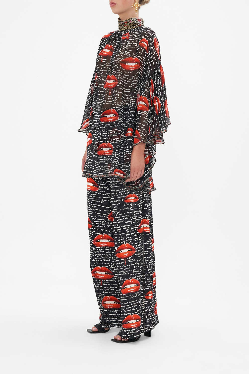 HIGH NECK RUFFLE SLEEVE BLOUSE CHAOS MAGIC 4 HIGH NECK RUFFLE SLEEVE BLOUSE CHAOS MAGIC - Image 4