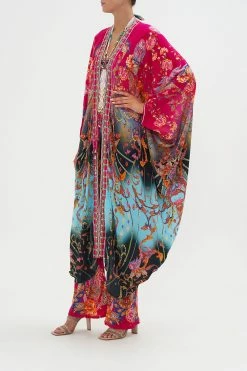 LAYER WITH CENTRE BACK PANEL WHAT LIES BENEATH -clothing shop CAMILLA 00020823 LAYER WITH CB PANEL WHAT LIES BENEATH 2