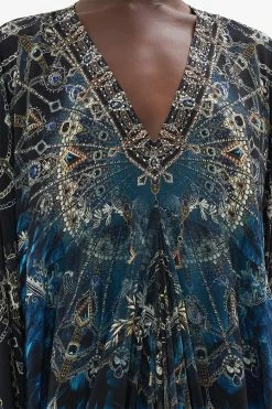 T SHAPE LONG KAFTAN GROUND CONTROL 11 T SHAPE LONG KAFTAN GROUND CONTROL -clothing shop CAMILLA 00021032 T SHAPE LONG KAFTAN GROUND CONTROL 5