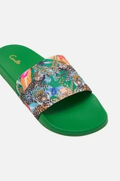 POOL SLIDES CURIOUS AND CURIOUSER -clothing shop CAMILLA 00021286 POOL SLIDES CURIOUS AND CURIOUSER FL 4