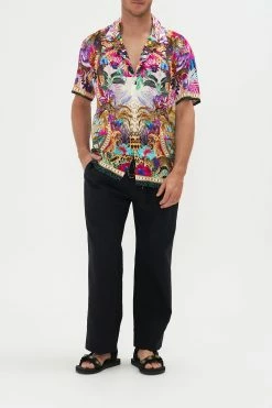 SHORT SLEEVE CAMP COLLARED SHIRT MERRY GO ROUND