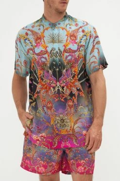 SHORT SLEEVE MANDARIN SHIRT WHAT LIES BENEATH -clothing shop CAMILLA 00021357 SHORT SLEEVE MANDARIN SHIRT WHAT LIES BENEATH 4