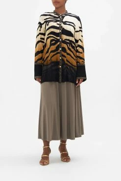 BUTTON DOWN SHIRT TAME MY TIGER -clothing shop CAMILLA 00021500 BUTTON DOWN SHIRT TAME MY TIGER 1 0bb43a94 effc 430c 9bcf a2a684dff169