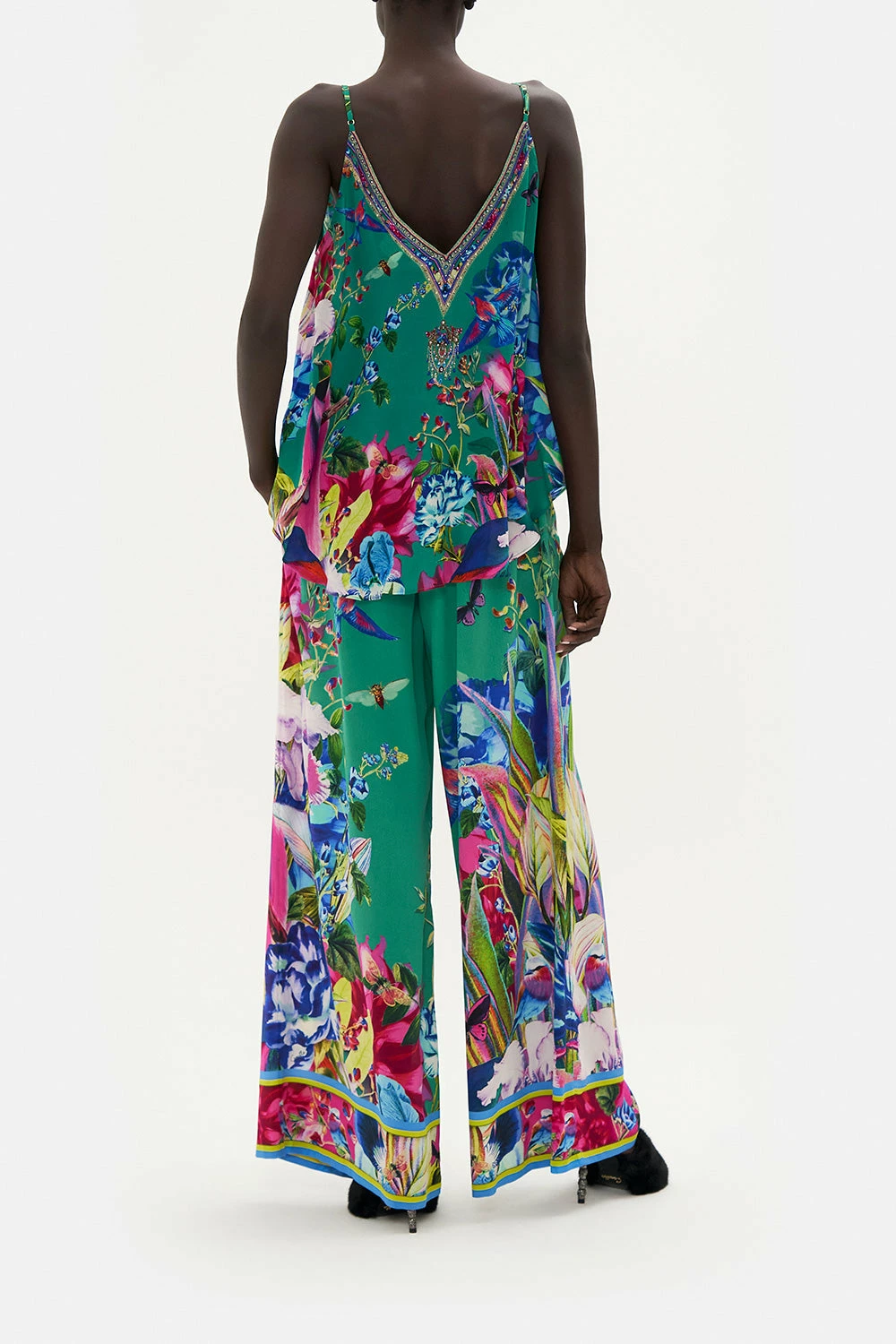 V NECK CAMI RUN FROM PARADISE 2 V NECK CAMI RUN FROM PARADISE - Image 2