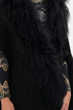 SHEARLING CAPE BOSS OF THE BRUMBIES -clothing shop CAMILLA 00022076 SHEARLING CAPE BOSS OF THE BRUMBIES 5