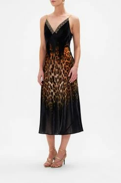 VELVET V NECK BIAS SLIP JUNGLE DREAMING -clothing shop CAMILLA 00022376 VELVET V NECK BIAS SLIP JUNGLE DREAMING 2