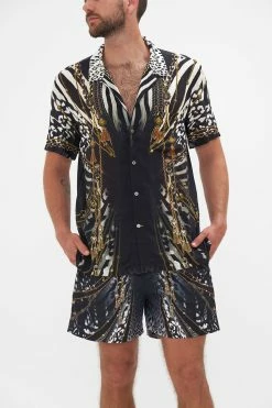 SHORT SLEEVE CAMP COLLARED SHIRT UNTAMED ROYALTY -clothing shop CAMILLA 00022490 SHORT SLEEVE CAMP COLLARED SHIRT UNTAMED ROYALTY 4