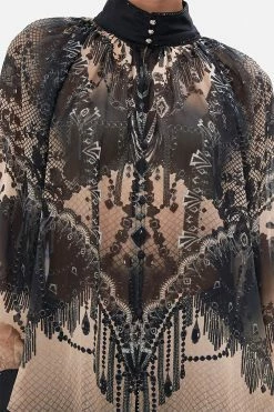 RAGLAN BUTTON UP SHIRT CURTAIN CALL CHAOS -clothing shop CAMILLA 00022513 RAGLAN BUTTON UP SHIRT CURTAIN CALL CHAOS 2