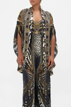 OPEN FRONT CARDI CAPE UNTAMED ROYALTY 10 OPEN FRONT CARDI CAPE UNTAMED ROYALTY -clothing shop CAMILLA 00022526 OPEN FRONT CARDI CAPE UNTAMED ROYALTY 4