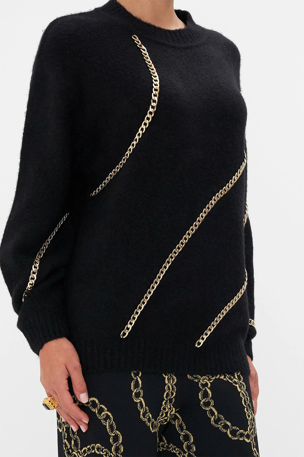CREW NECK FULL SLEEVE JUMPER WITH CHAINS TETHER ME NOT - Image 6