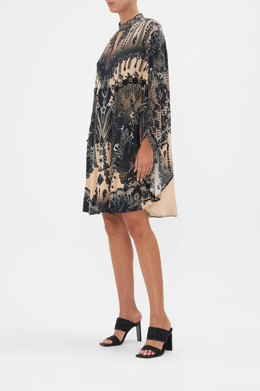 SHORT KAFTAN WITH HIGH NECK CURTAIN CALL CHAOS - Image 2