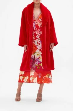 LONG TEDDY COAT KISS AND TELL