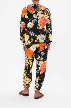 HOODY WITH POCKETS SECRET HISTORY 9 HOODY WITH POCKETS SECRET HISTORY -clothing shop CAMILLA 00022755 SECRET HISTORY HOODY WITH POCKETS 3