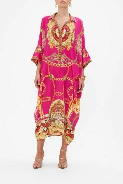 BATWING KAFTAN WILD AND RUNNING
