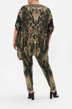 LOOSE FIT ROUND NECK TEE - ALL OVER PRINT LIONS MANE -clothing shop CAMILLA 00022908 LOOSE FIT ROUND NECK TEE ALL OVER PRINT LIONS MANE MTL 3