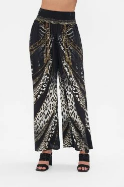 SHIRRED WAIST PANT UNTAMED ROYALTY -clothing shop CAMILLA 00022932 SHIRRED WAIST PANT UNTAMED ROYALTY 4 f3163d03 515a 41f0 83b7 7a0a8767e3e0