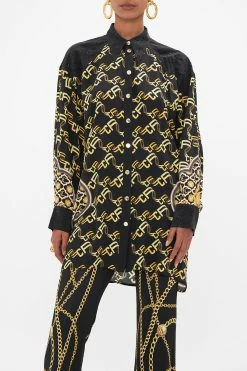 LONG LINE SHIRT WITH YOKE AND BUTTON DETAIL TETHER ME NOT -clothing shop CAMILLA 00023174 TETHERMENOT LONGLINESHIRTWITHYOKEANDBUTONDETAIL3